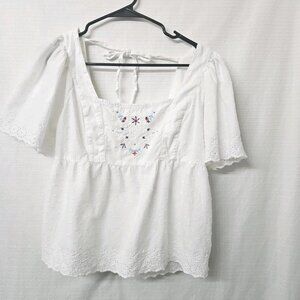 Womens Sz Small Old Navy White Eyelet Chenille Dot Peasant Festival Vacation